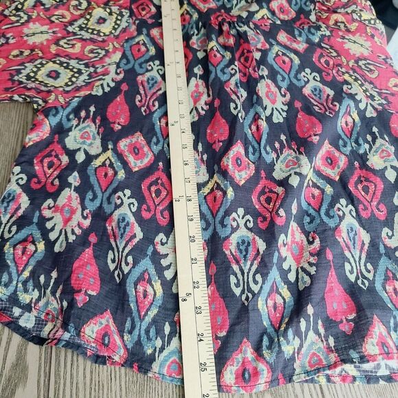 Forever That Girl Anthropologie Top M Red Multi Southwestern Aztec Button Blouse - Picture 8 of 8